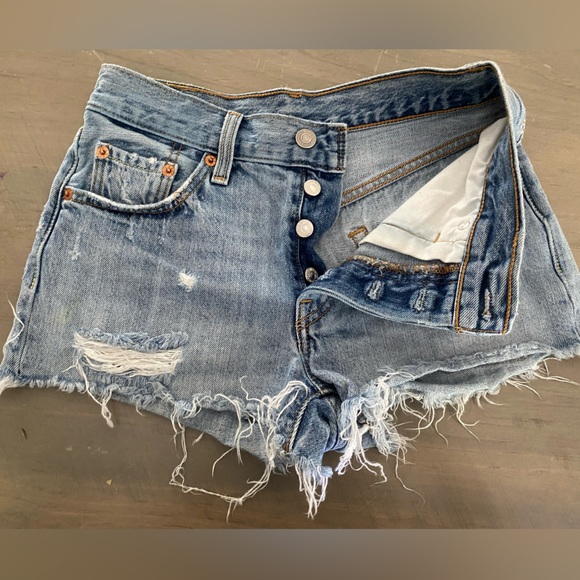 Levi’s Jean shorts - Picture 1 of 3